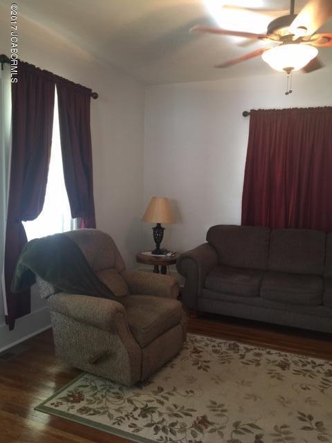 502 E North Street, California, MO 65018