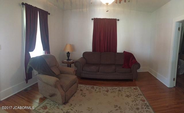 502 E North Street, California, MO 65018