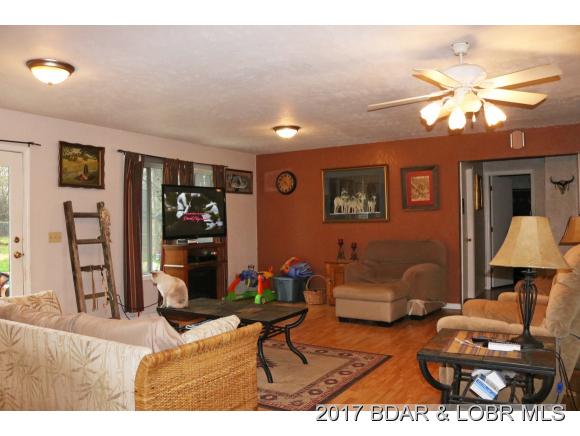 194 Hidden Acres Road, Camdenton, MO 65020