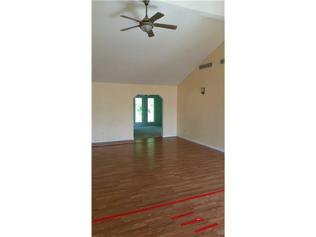 1586 Resorts RdCamdenton, MO, 65020Camden County