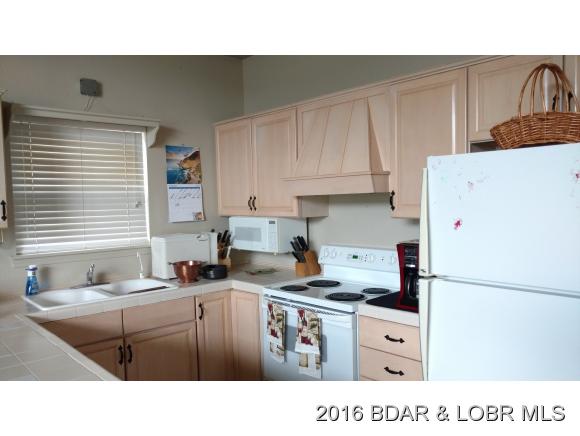 5 Cottage Park East, Camdenton, MO 65020