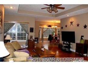 115 Twisted Oaks Drive, Camdenton, MO 65020
