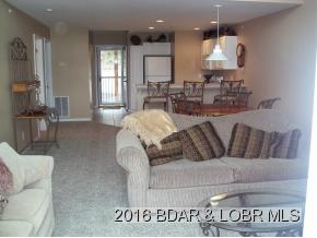538 Clearwater Dr, Camdenton, MO 65020