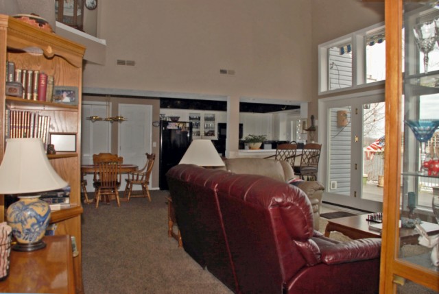 1089 Buckingham Drive, Camdenton, MO 65020