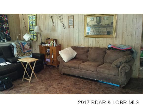1949 Old Tuscumbia Road, Eldon, MO 65026
