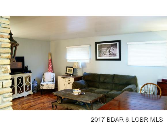 204 Gerhart Ave., Eldon, MO 65026