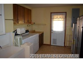 1226 State Highway O, Laurie, MO 65037