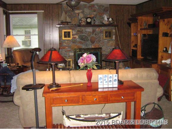 30927 Whiteside Lane, Gravois Mills, MO 65037