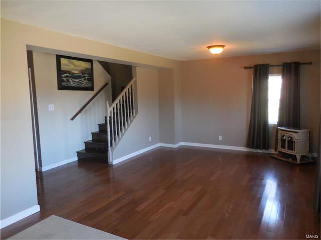 230 East 8th Street, Hermann, MO 65041