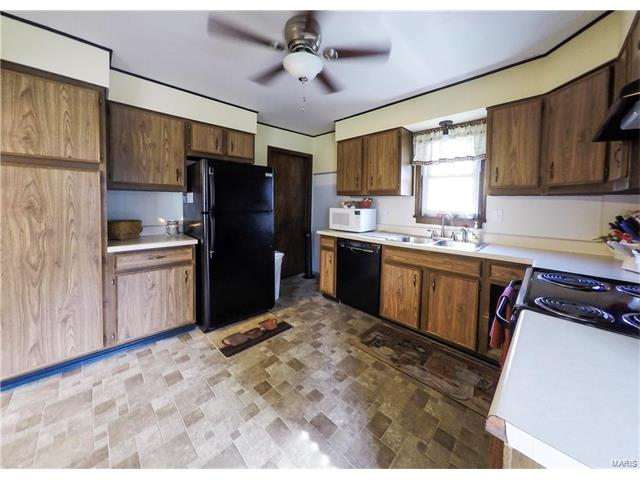 420 West 10th, Hermann, MO 65041