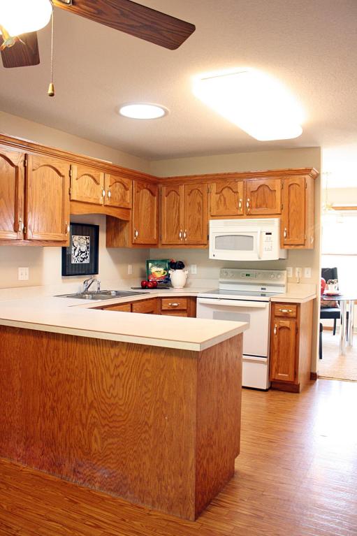 31 N Larand Dr, Holts Summit, United States 65043
