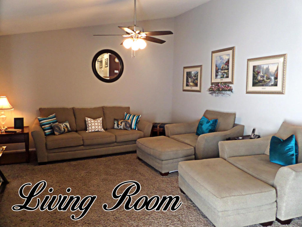 2124 COUNTY ROAD 382, Holts Summit, MO 65043