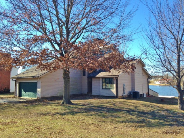 113 Larand Dr, Holts Summit, MO 65043