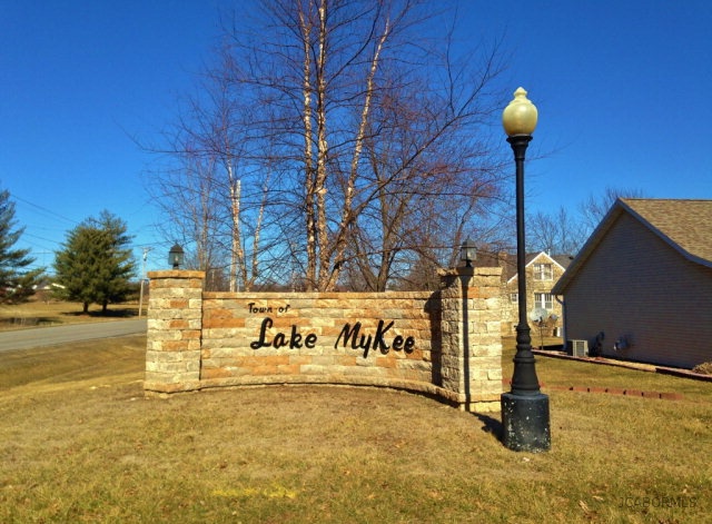 113 Larand Dr, Holts Summit, MO 65043