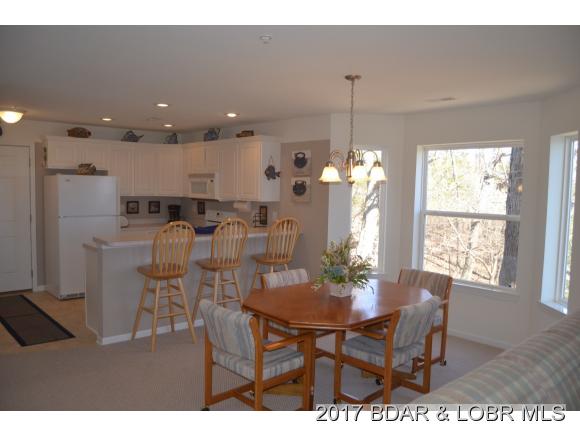 282 Park Place Drive, Kaiser, MO 65047