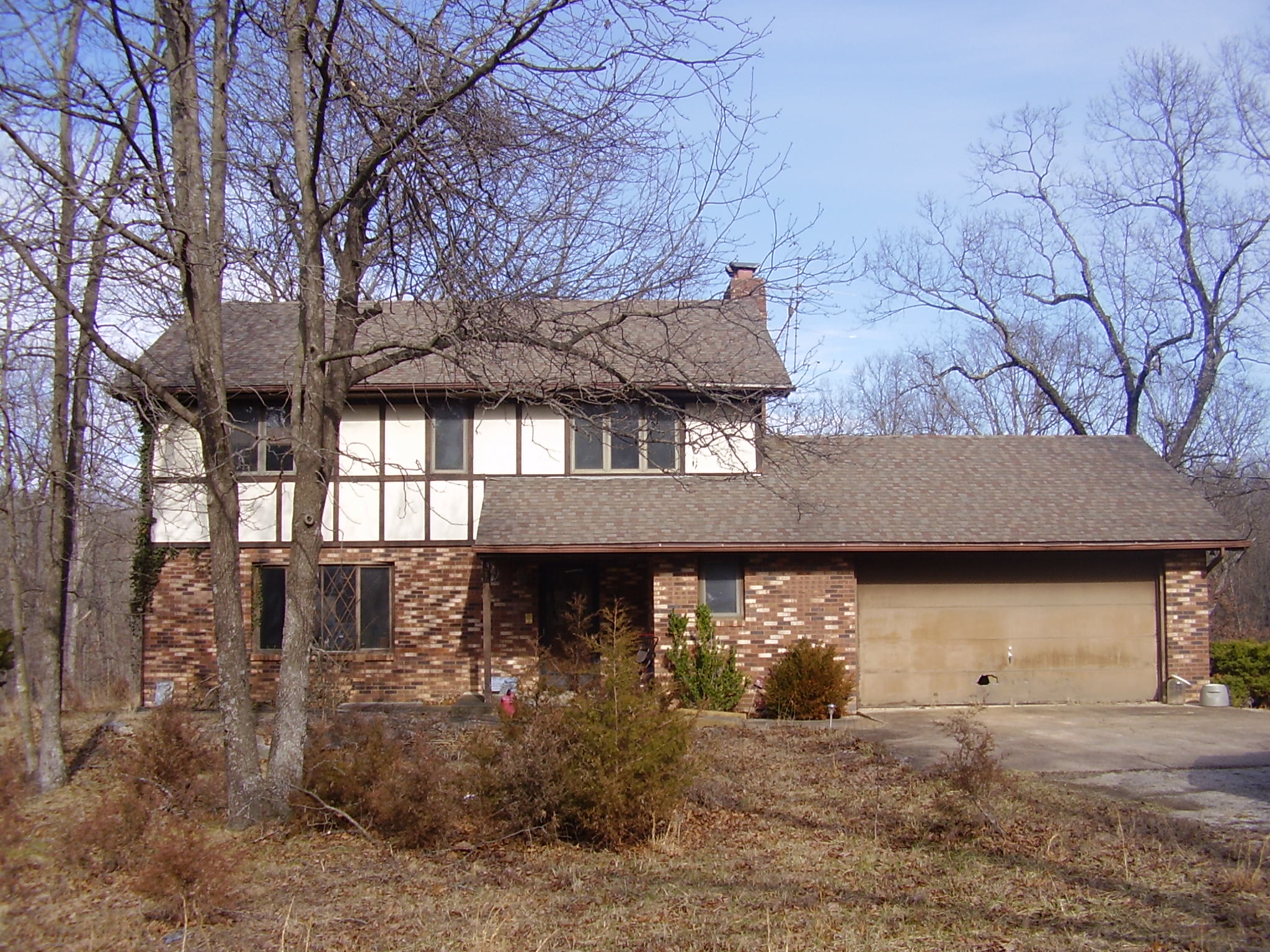 27 Locust Rd, Kaiser, United States 65047