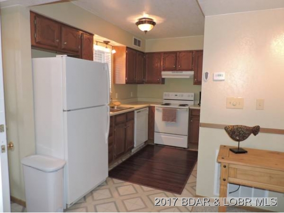 222 Summerhaven, Lake Ozark, MO 65049