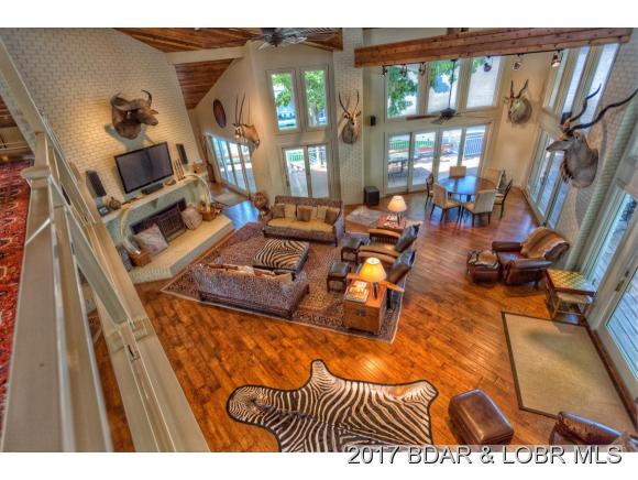 142 Norwood Court, Four Seasons, MO 65049