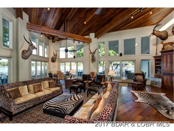 142 Norwood Court, Four Seasons, MO 65049