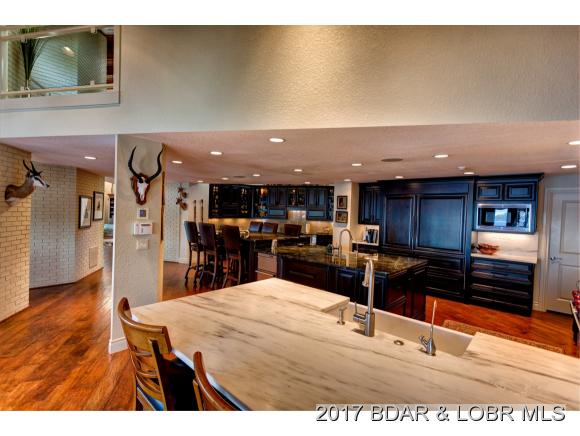 142 Norwood Court, Four Seasons, MO 65049