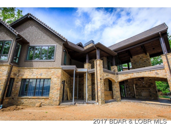 43 Wisteria Point, Four Seasons, MO 65049