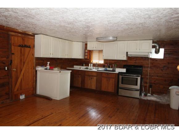 1886 Bittersweet Rd, Lake Ozark, MO 65049