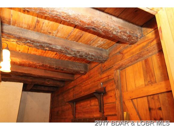 1886 Bittersweet Rd, Lake Ozark, MO 65049