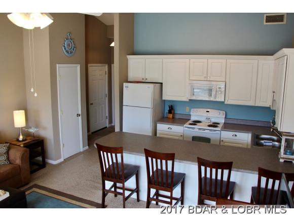 45 Southwood Shores PL, Lake Ozark, MO 65049