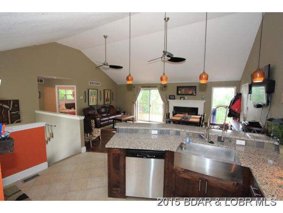 6613 Horseshoe Bend Parkway, Lake Ozark, MO 65049