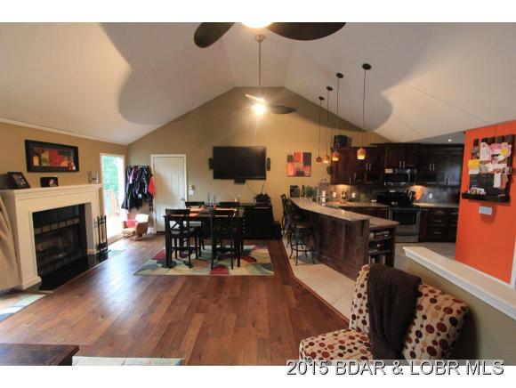 6613 Horseshoe Bend Parkway, Lake Ozark, MO 65049