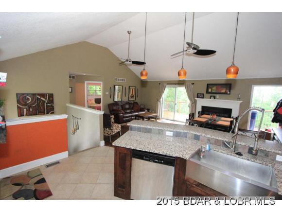 6613 Horseshoe Bend Parkway, Lake Ozark, MO 65049