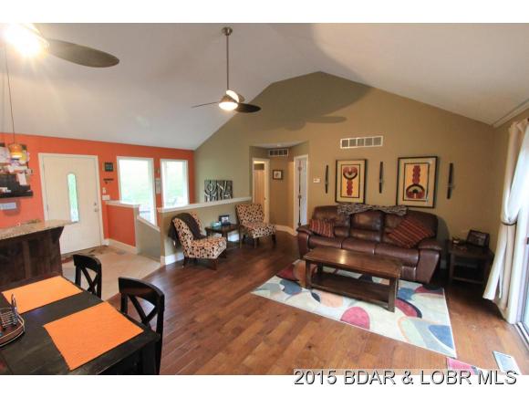6613 Horseshoe Bend Parkway, Lake Ozark, MO 65049