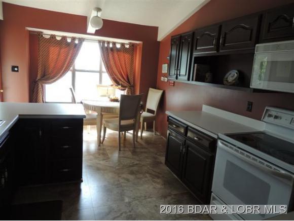 70 Waterfall Circle 3A, Lake Ozark, MO 65049