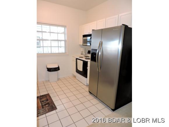W105 Harbour Towne, Lake Ozark, MO 65049