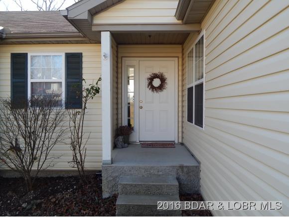 258 Bittersweet Rd, Lake Ozark, MO 65049