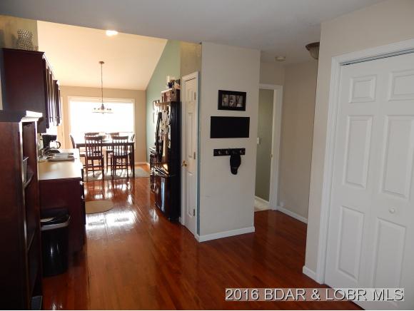 258 Bittersweet Rd, Lake Ozark, MO 65049