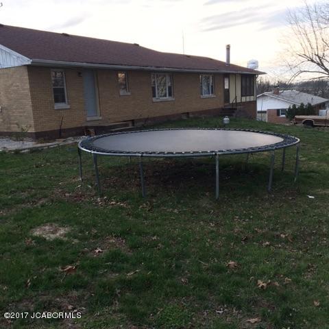 116 S 89 Highway, Linn, MO 65051