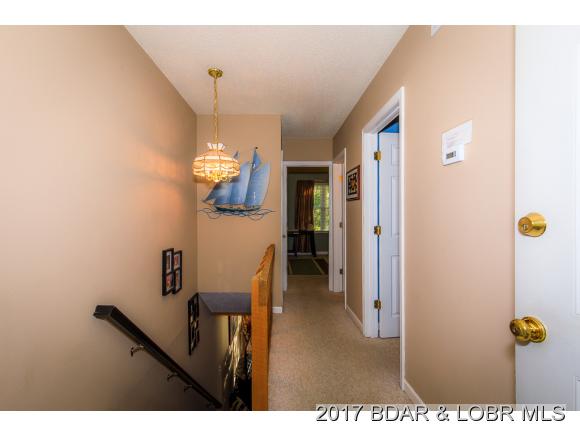 88 Elmwood Place, Linn Creek, MO 65052