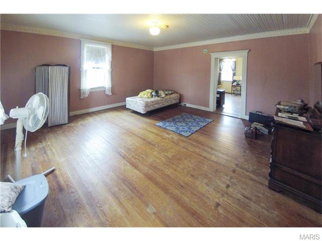 1002 Ellis Farm Rd, Morrison, MO 65061