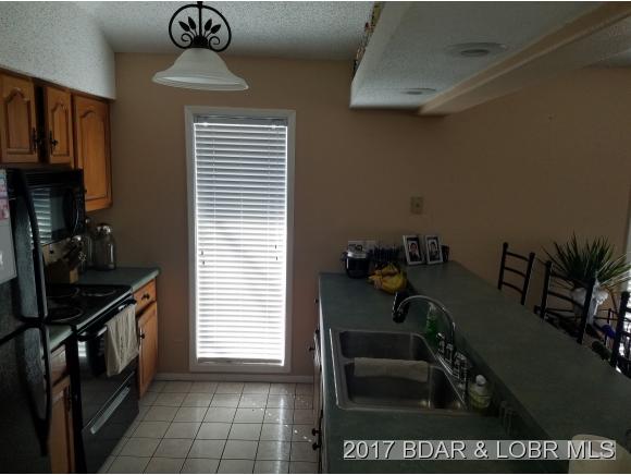 111 Lubbers Quarters, Osage Beach, MO 65065