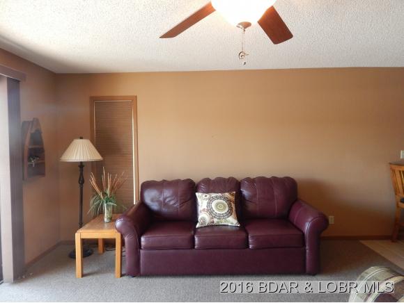 1552 Harbor Point Dr #205, Osage Beach, MO 65065