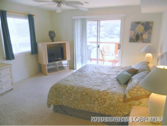 1481 Ledges Dr #721, Osage Beach, MO 65065