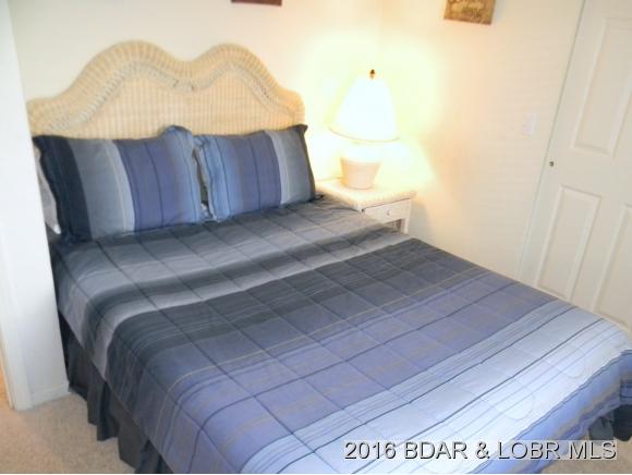 1481 Ledges Dr #721, Osage Beach, MO 65065