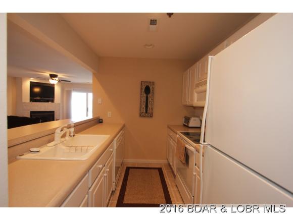 4800 Eagleview Dr., Osage Beach, MO 65065