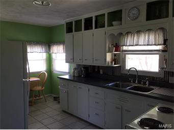 407 E Madison, Owensville, MO 65066