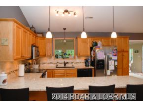 1361 Oak Bend Rd, Sunrise Beach, MO 65079