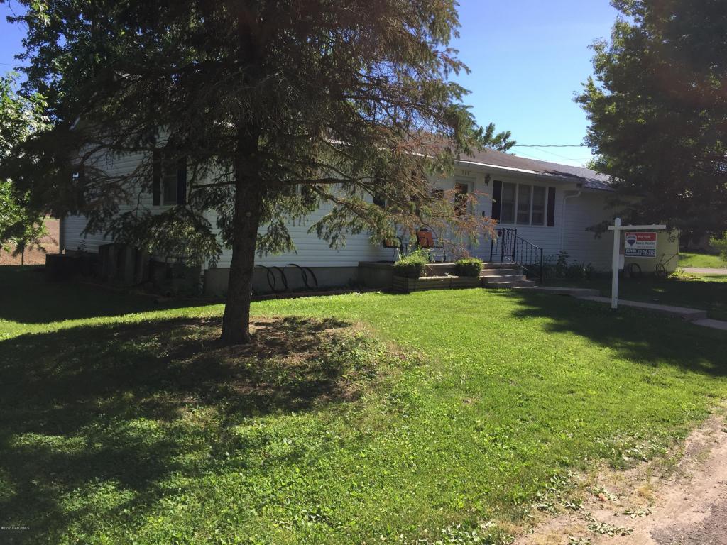 700 Sandy Lane, Tipton, MO 65081