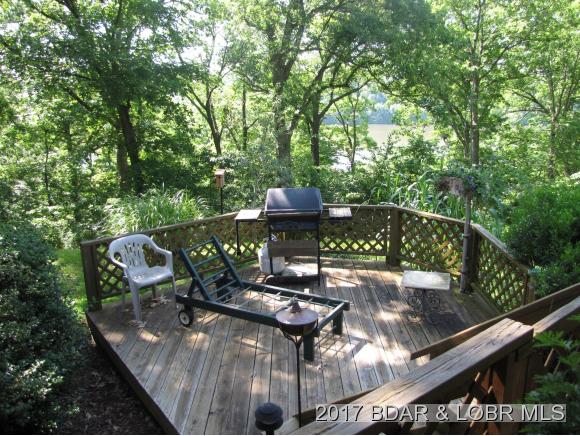 24674 Memphis Rd, Versailles, MO 65084