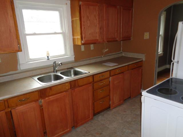 2431 Saint Louis RdJefferson City, MO, 65101Cole County