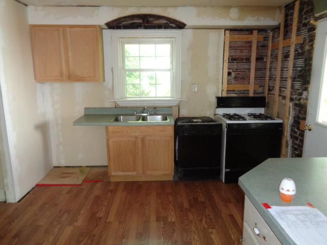 716 Linden DrJefferson City, MO, 65109Cole County